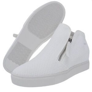 Steve Madden White Click Sneaker